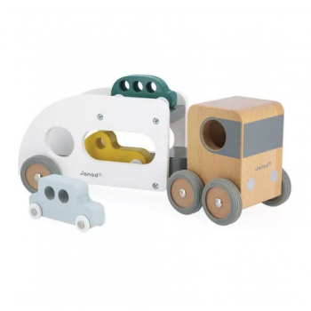 Camión transportador de...