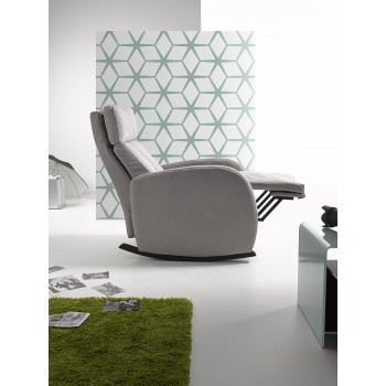 Poltrona de Balanço de Amamentação Relax Bonnie A Nanita